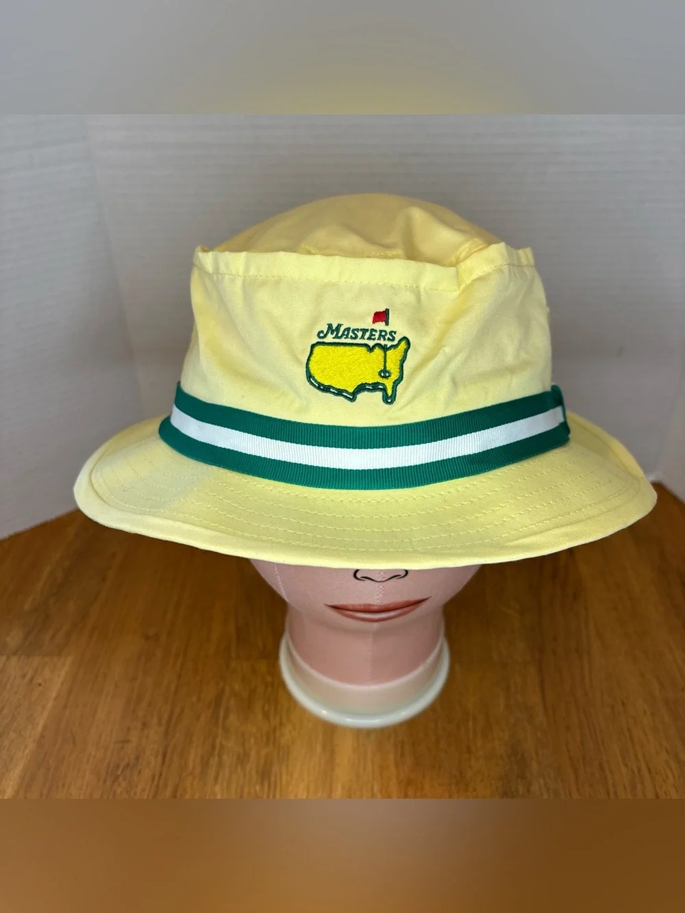 American Needle Masters Golf Bucket Hat Embroidered Logo Yellow White/Green 2X